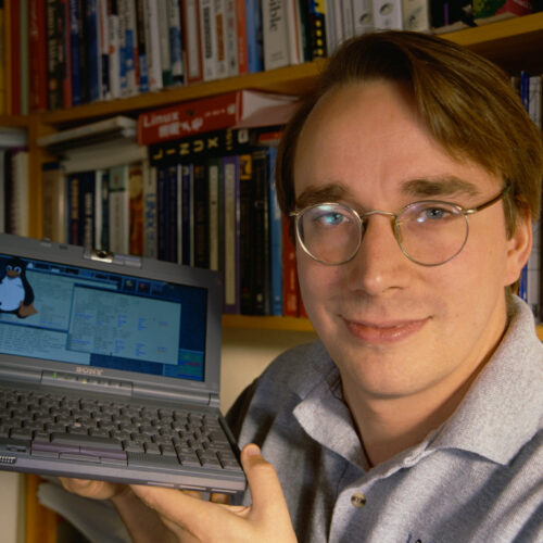 Linus Torvalds 对 Linux 中 AI 编码的批评者说：“Fork 它，或者干脆走开。”