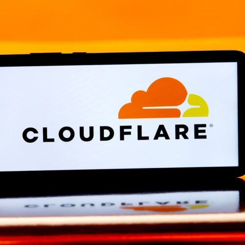 Cloudflare开源其内部“氛围编码”平台，让非程序员也能轻松构建AI应用